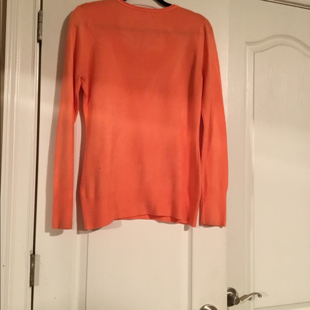 Essential V-Neck Sweater - Picture 2 of 2